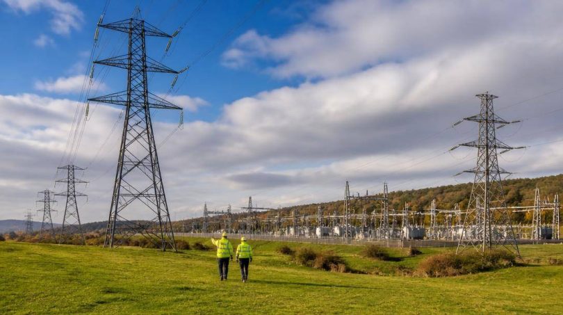 Elettrodotti e impianti di distribuzione elettrica attraversano un territorio europeo